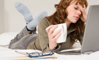 5 dấu hiệu 'tố cáo' bạn làm việc quá nhiều và cách khắc phục