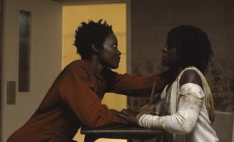 5 tác phẩm rùng rợn nhất màn ảnh rộng về đề tài người song trùng