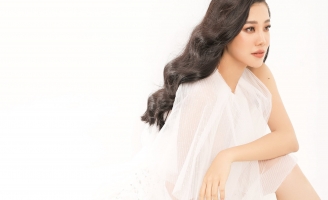 Á hậu Kim Duyên khoe vẻ đẹp quyến rũ, tiết lộ tăng 10 ký