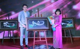 Á vương Hoàng Phi Kha kêu gọi đấu giá từ thiện 200 triệu cho người nghèo