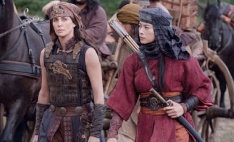 Bạn bè Hollywood chúc mừng Ngô Thanh Vân đính hôn