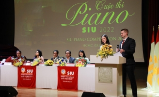 Bán kết Cuộc thi SIU Piano Competition - tỉ lệ 1 ''chọi'' 10?