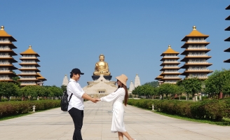 Bắt gặp vợ chồng Võ Thanh Hòa – Mai Bảo Ngọc hạnh phúc tại Đài Loan