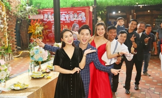 Bộ phim tết “Về nhà ăn tết đi con” chính thức ra mắt tới khán giả vào 29 tết Canh Tý 