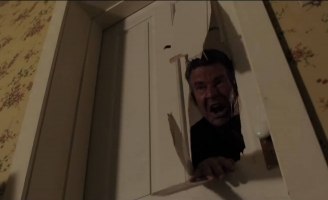 Bộ phim với chủ đề kẻ lạ đột nhập gây mò tò và phấn khích cho fan kinh dị