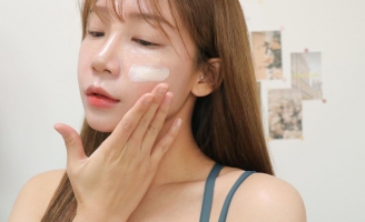 Buổi sáng rét đậm nhớ skincare đủ 4 bước này, da bạn sẽ căng mướt đến tận tối muộn