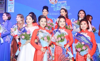 Ca sỹ Amy Lê Anh xuất hiện nền nã với áo dài truyền thống 