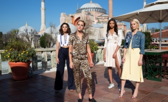 Charlie’s Angels tung ost mới, sự kết hợp của bộ ba Ariana Grande, Miley Cyrus và Lana Del Rey