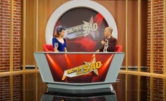  Chuyện Của Sao: MC Hoàng Oanh tiết lộ về hành trình từ vô tình “lụm giải Á hậu” đến khi nổi tiếng