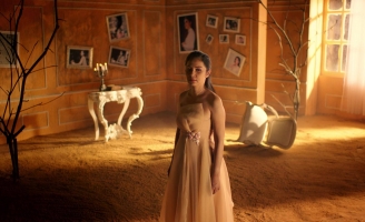 Clip mới của Việt Trinh gây sốt: nhan sắc “lão hóa ngược” là có thật