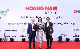 Dàn sao đổ bộ trong sự kiện nội thất của doanh nhân Dương Quốc Nam
