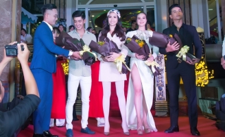 Dàn sao khủng hộ ngộ tại sự kiện ra mắt phòng gym tiêu chuẩn 5 sao