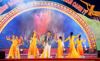 Đạo diễn Hoàng Duẩn tiếp tục chinh phục khán giả tại sự kiện chào đón năm mới