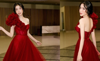 Elly Trần khoe vai trần gọi cảm tại sự kiện