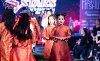 Fashion Show “Symphony of Stars”, bản giao hưởng ngân lên để lại bao cảm xúc thăng hoa