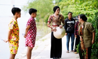 “Ghe bẹo ghẹo ai” – phim chiếu mạng thành công nhất về đề tài LGBT  miền Tây