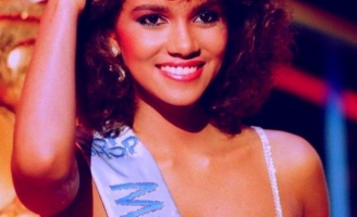 Halle Berry - 'Bond girl' từ chối làm 'bình hoa di động'