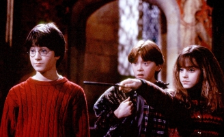 Harry Potter chính thức tái ngộ khán giả Việt trên màn ảnh rộng sau 10 năm!