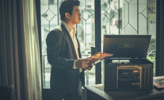 “Hit-maker” Trần Tuấn Anh tung Album nhạc tình đầu tay sau nhiêu năm tạm ngưng ca hát