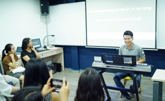 Hồ Trung Dũng bất ngờ đầu tư cho dự án café kết hợp dạy tiếng Đức 