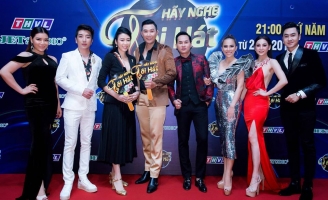 Hoa hậu Nhật Phượng khoe vẻ gợi cảm bên dàn ca sĩ trẻ của Hãy Nghe Tôi Hát