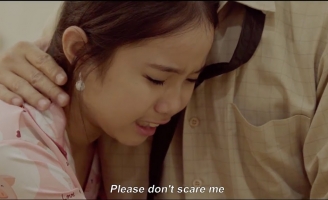 Hoàng Thiên Nga và nghệ sĩ Công Ninh khiến khán giả rớt nước mắt với phim ca nhạc “Cha”