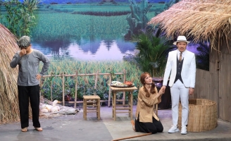 Lần đầu tham gia ‘Ơn giời’, minh hằng thừa nhận “Sợ tụt quần”