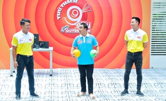 Lê Quang Hòa trở thành cầu thủ trong 'Thử thách 99 giây cùng Quyền Linh'