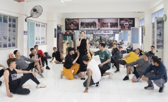 Lệ Quyên tập luyện liên tục cho Q SHOW 2