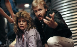 Linda Hamilton & James Cameron – chuyện tình đạo diễn và nữ chính đình đám một thời