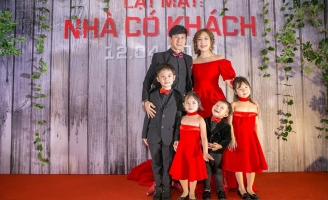 Lý Hải- Minh Hà dẫn bốn nhóc tì ra mắt phim ma hài Lật Mặt: Nhà có khách