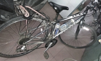 Ly kỳ một ngày công an truy tìm chiếc xe đạp xuyên Việt của cô gái Tây