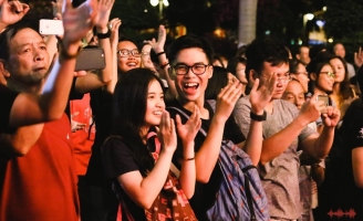 Mừng Quốc Khánh, Đầm Sen tổ chức nhiều chương trình nghệ thuật độc đáo