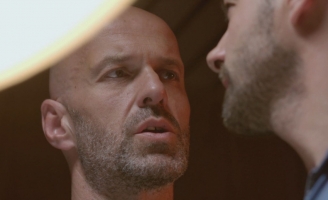 Ngỡ ngàng với bi kịch từ những cuộc tình vụng trộm trong phim Tình Yêu Thuần Khiết