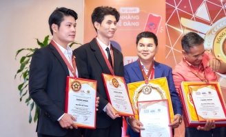 Nguyễn Văn Chung được vinh danh giải thưởng Sống bằng sáng tạo