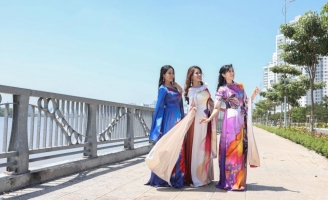 Nhóm nhạc Phù Sa đẹp kiêu sa trong áo dài Việt Hùng