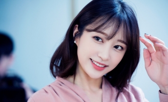 Những idol với bảng thành tích học tập đáng nể