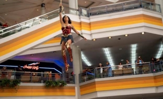 Những lý do không thể bỏ lỡ bom tấn “Wonder Woman 1984”