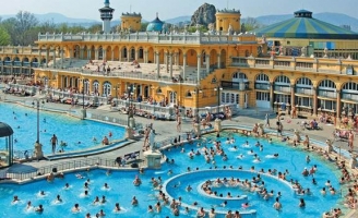 Những thành phố đẹp tráng lệ trong ‘Đàn ông Song Tử’ của Lý An