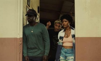 NOPE của Jordan Peele nhận cơn mưa lời khen từ thế giới