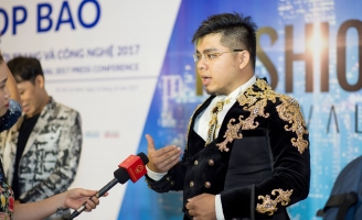 NTK Lê Long Dũng: Lần đầu chia sẻ áp lực khi tham gia Fashionology Festival 2017