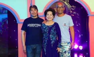 Ở tuổi 74, danh ca Phương Dung tiết lộ vẫn chạy 6 show từ thiện một đêm