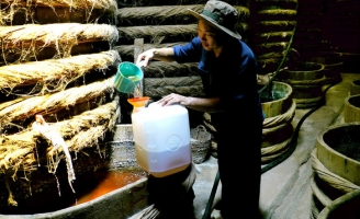 Pha chế hóa chất thì không thể gọi là nước mắm!