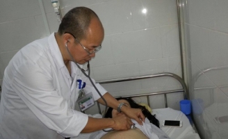 Phụ nữ mang bầu mắc sốt xuất huyết liệu có phải bỏ thai?