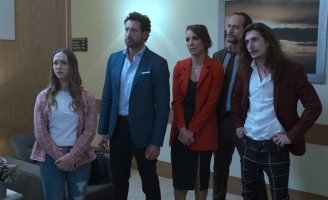 Quá khứ hận thù: Vợ mới của ông chủ tập đoàn bị tống giam