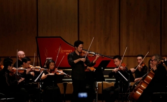 Rộn rã đại tiệc “đủ món” Giai điệu mùa thu  