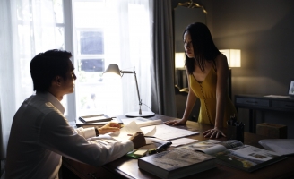 Sau ngày công chiếu đầu tiên, Chị Chị Em Em đạt 26 tỷ