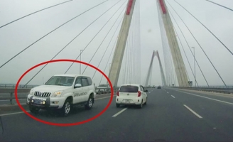 Siết chặt quy định về đăng ký xe biển số xanh