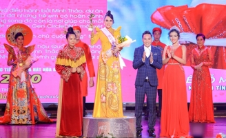 Thạc sĩ Y khoa Lê Đỗ Minh thảo nhận danh hiệu Đại sứ Nhân ái tỉnh Phú Yên 2020
