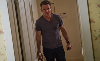 The Intruder tiếp tục nhá hàng nhiều tình tiết hấp dẫn